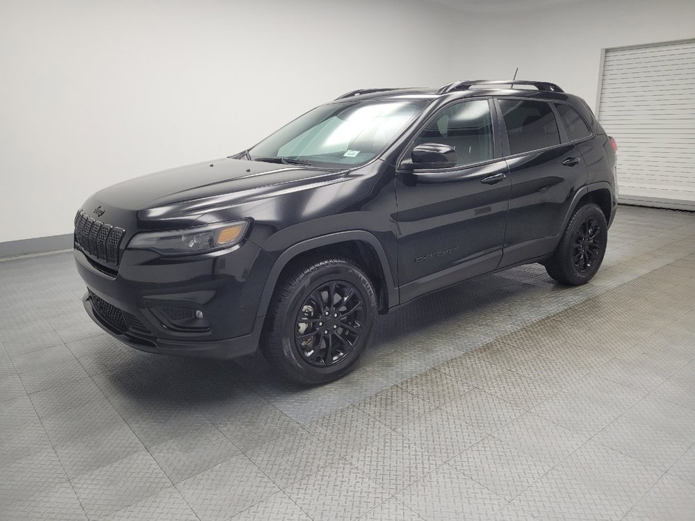 Used 2023 Jeep Cherokee Altitude Lux image 2