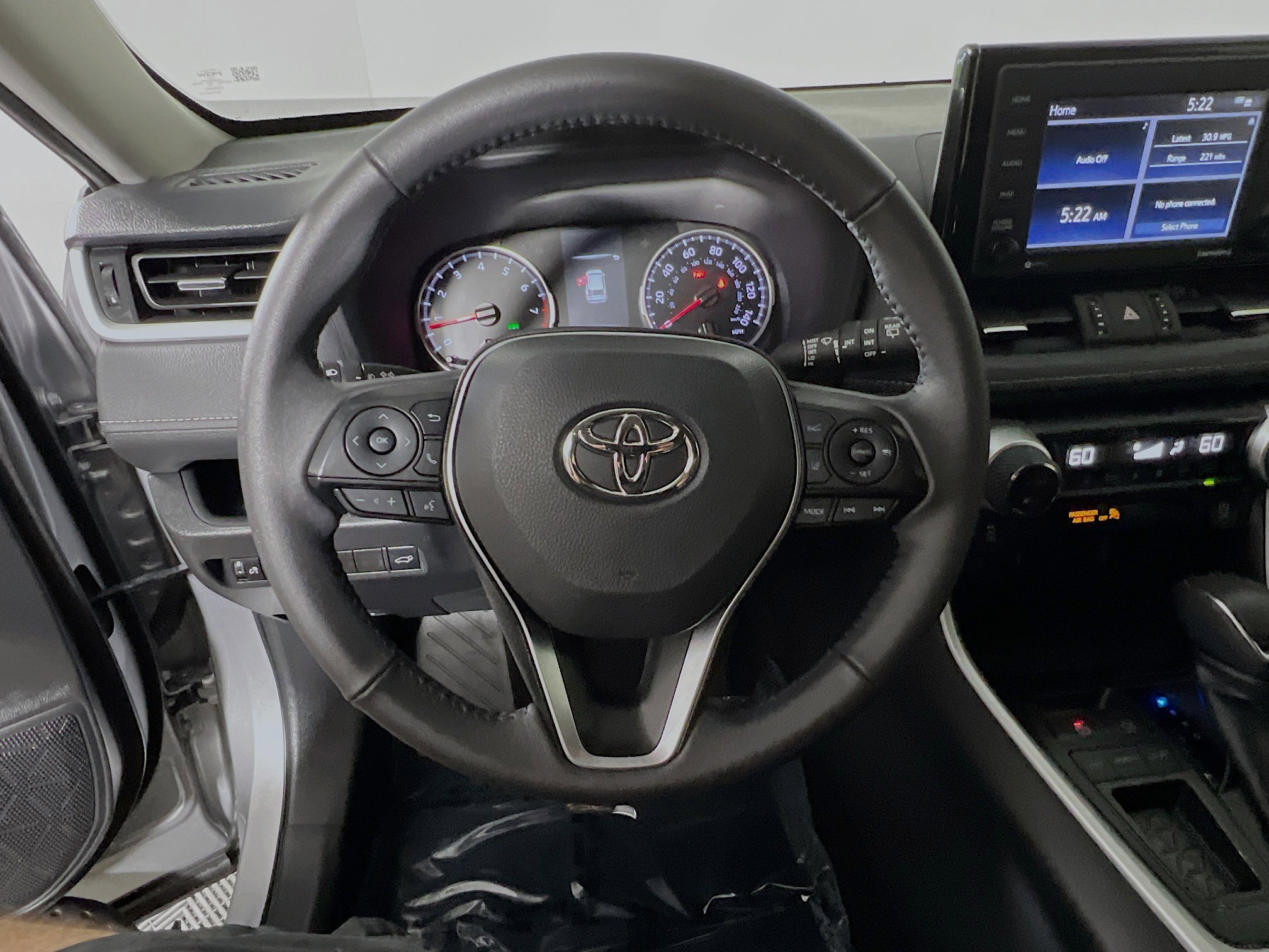 Used 2022 Toyota RAV4 XLE Premium image 18