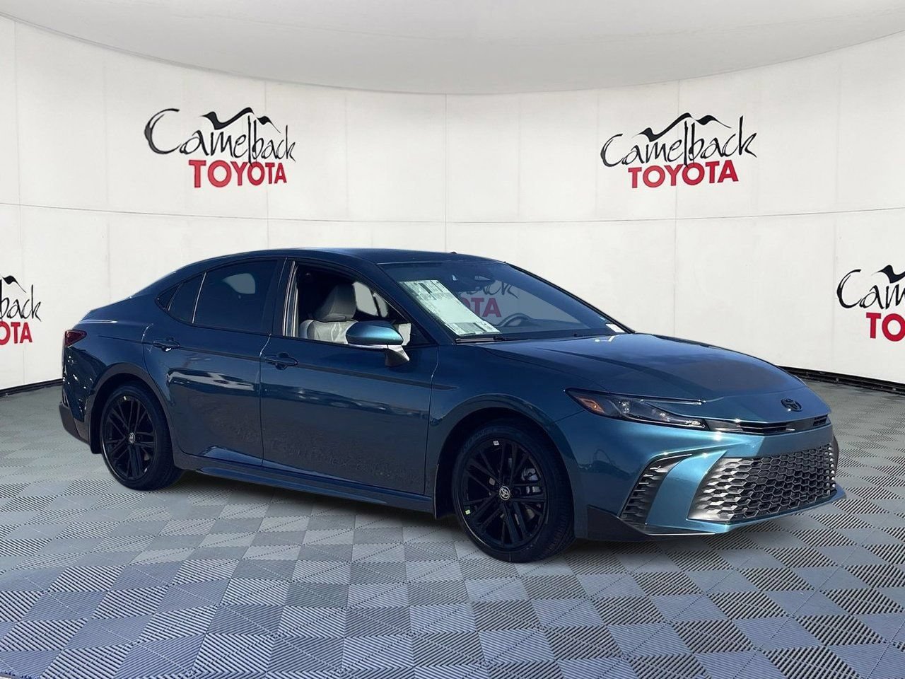 New 2026 Toyota Camry SE FWD image 2