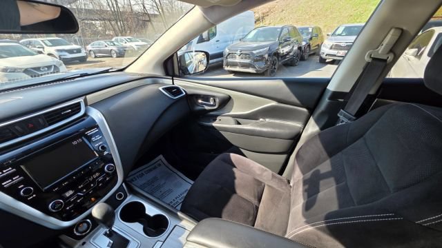 Used 2016 Nissan Murano S AWD/4WD image 13