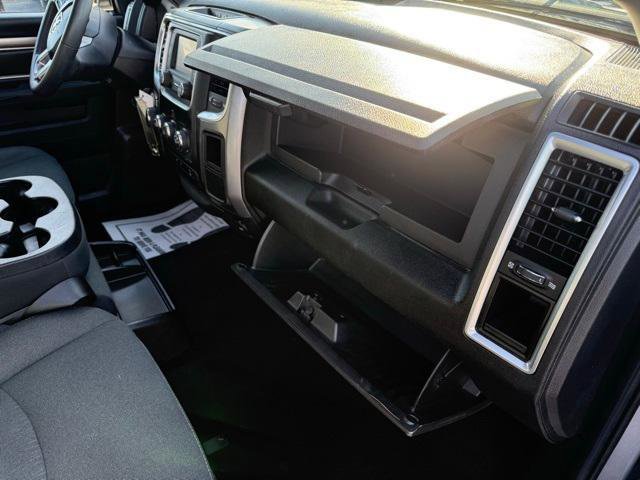 Used 2024 RAM 1500 Classic Warlock image 38