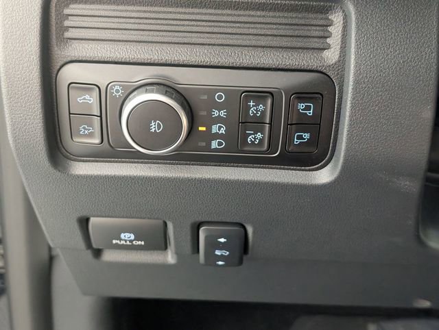 Used 2025 Ford F350 Lariat w/ Chrome Package AWD/4WD image 15