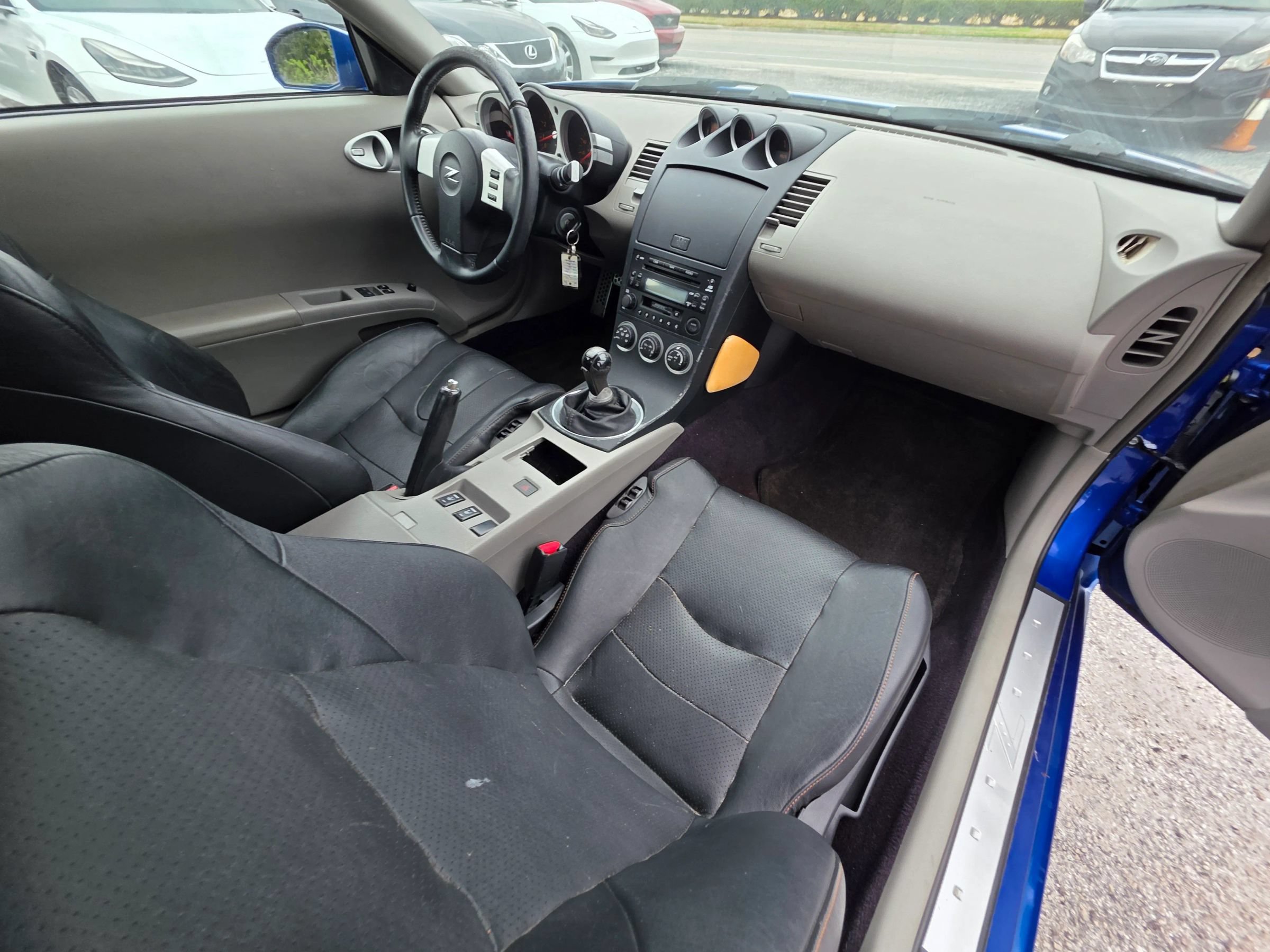 Used 2004 Nissan 350Z Touring RWD image 15