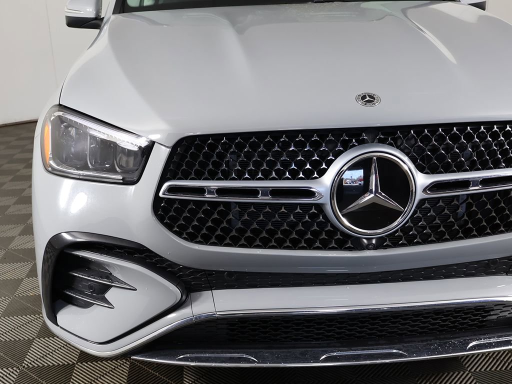 Used 2024 Mercedes-Benz GLE 450 4MATIC w/ AMG Line Exterior image 14
