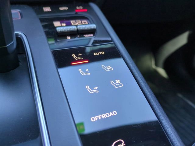 Used 2023 Porsche Macan image 27