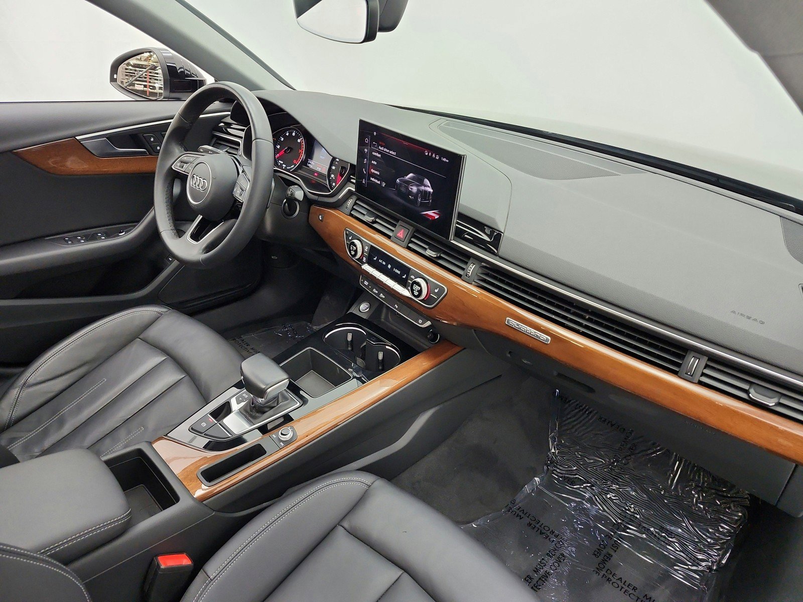 Used 2023 Audi A4 2.0T Premium w/ Convenience Package AWD/4WD image 19