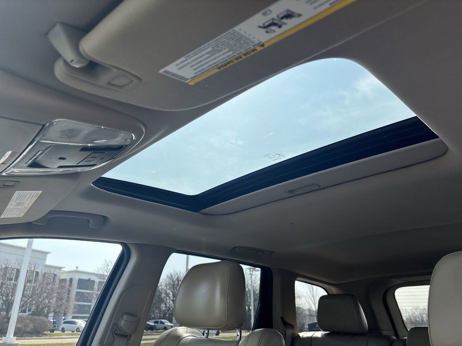 Used 2015 Jeep Grand Cherokee Limited w/ Trailer Tow Group IV image 24