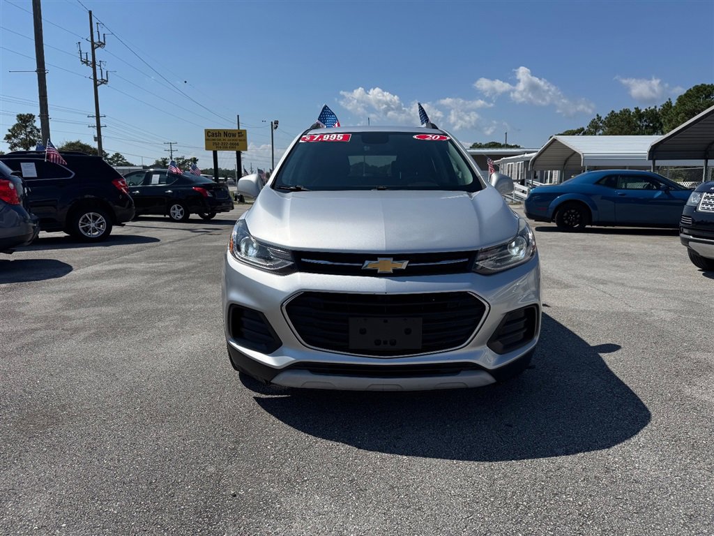 Used 2020 Chevrolet Trax LT w/ LT Convenience Package image 8
