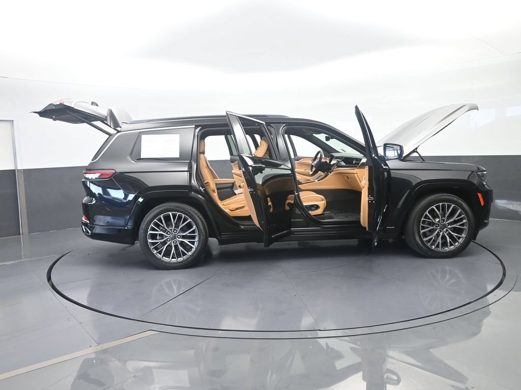 Used 2023 Jeep Grand Cherokee L Summit AWD/4WD image 83