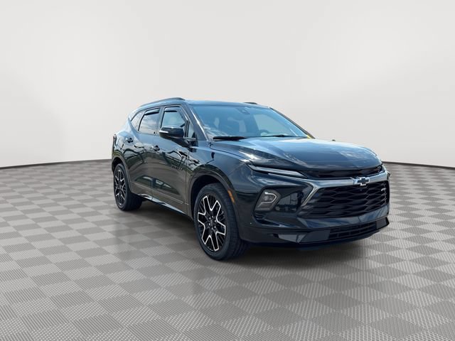 Certified 2024 Chevrolet Blazer RS w/ Driver Confidence II Package AWD/4WD image 2