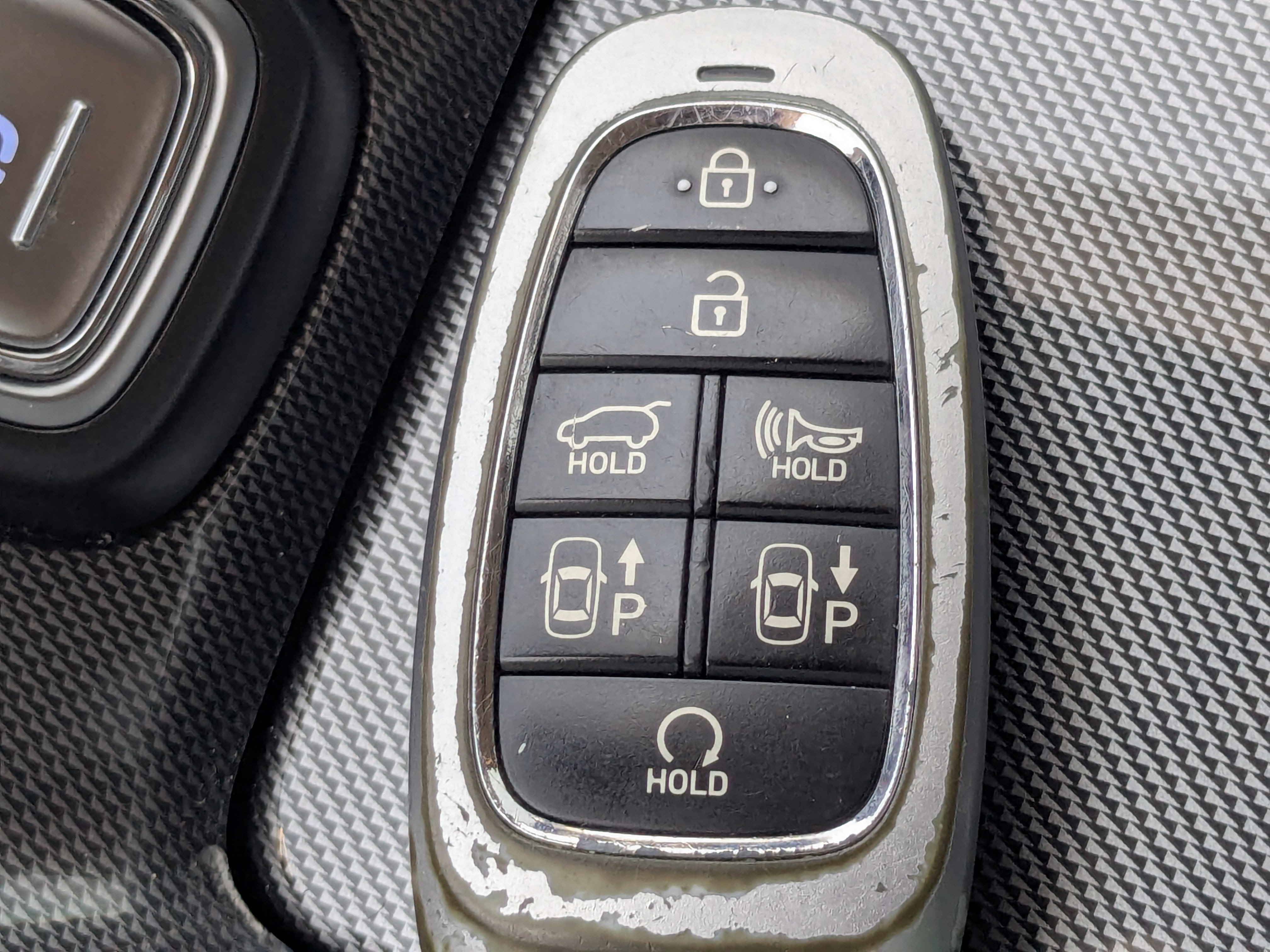 Used 2022 Hyundai Santa Fe Limited AWD/4WD image 41