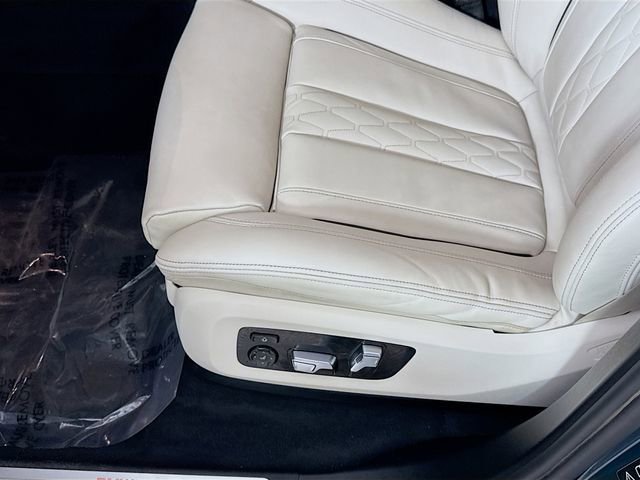 Certified 2024 BMW X7 xDrive40i image 19