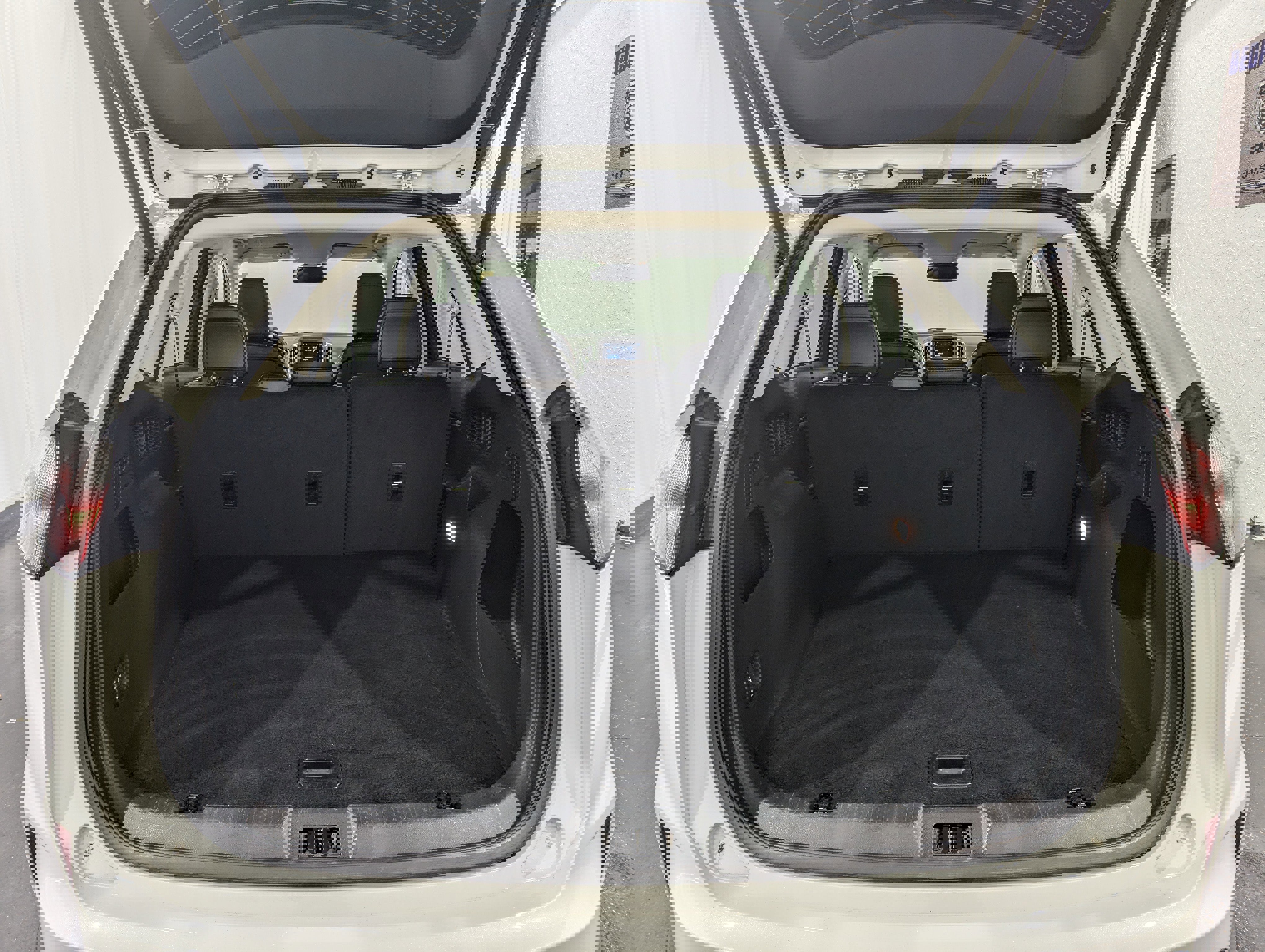 Used 2024 Ford Edge SEL w/ Convenience Package image 10