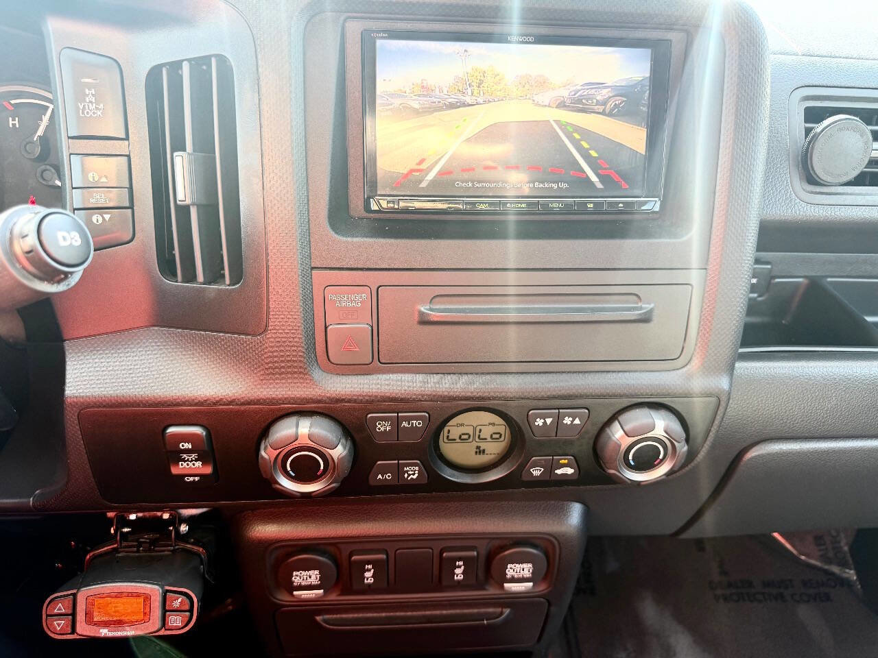 Used 2014 Honda Ridgeline SE image 17