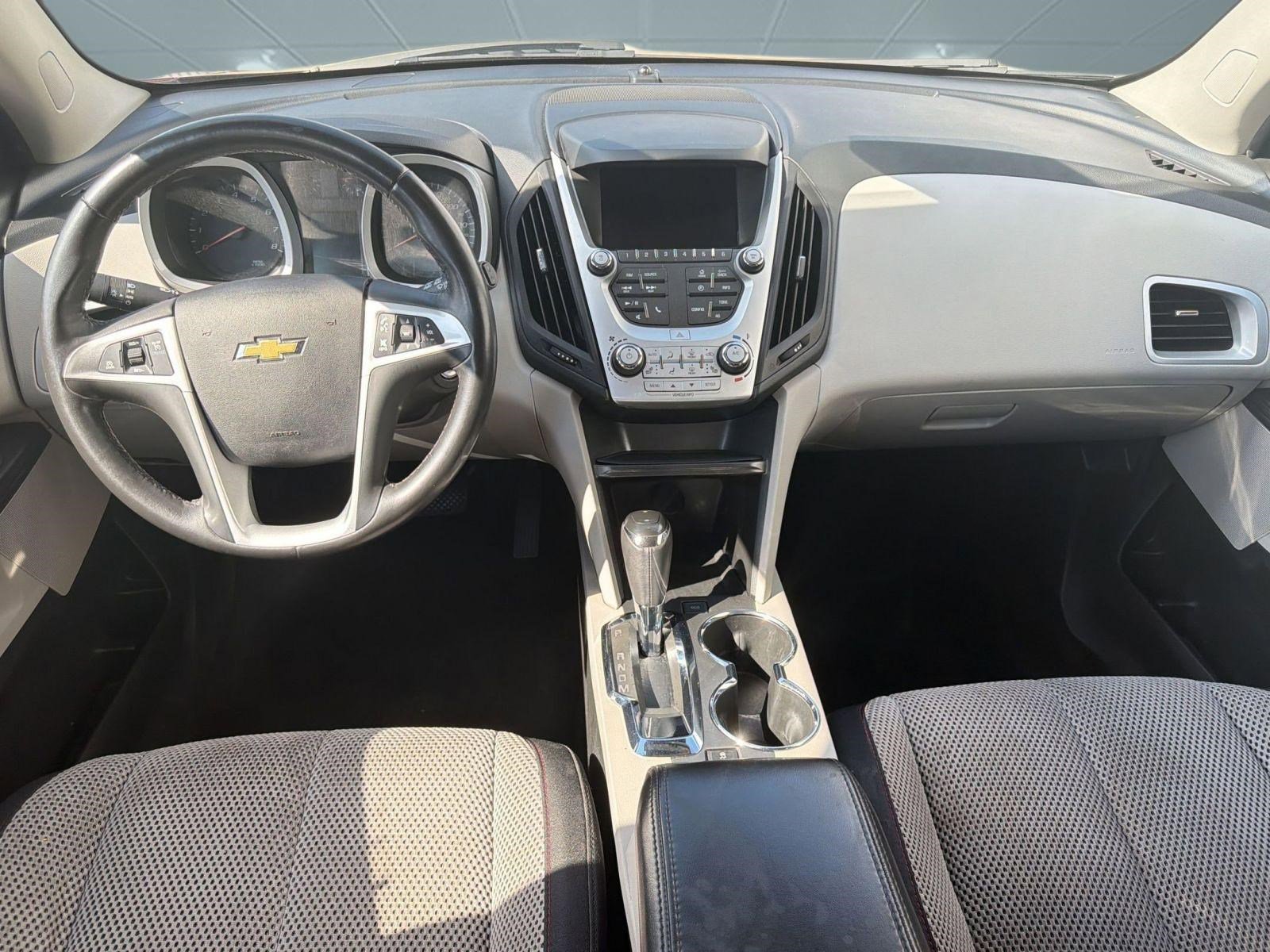 Used 2017 Chevrolet Equinox LT w/ Convenience Package image 16