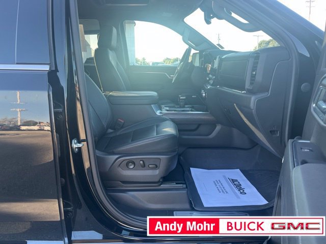 Used 2023 GMC Sierra 1500 SLT w/ SLT Premium Plus Package AWD/4WD image 41
