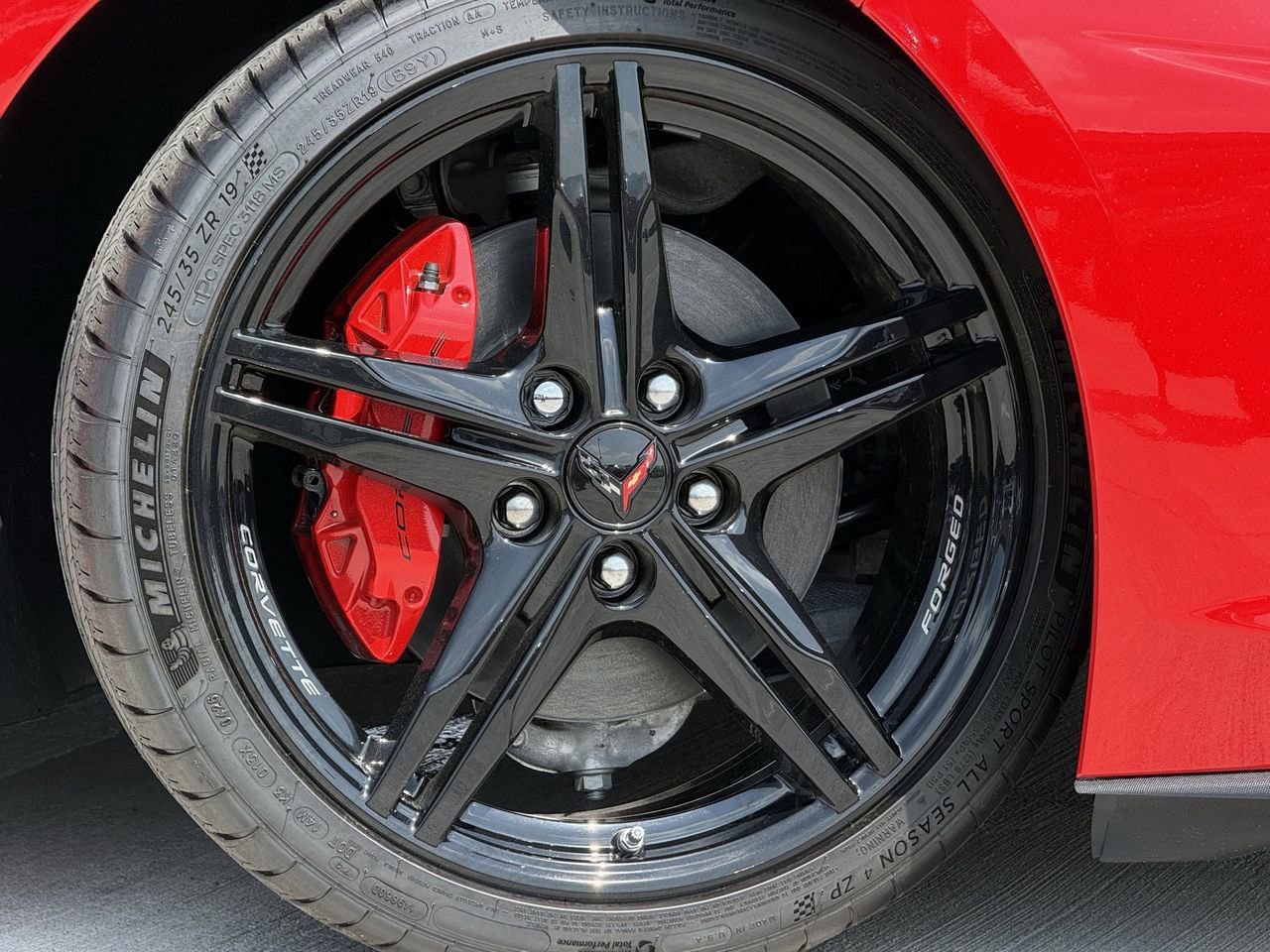 New 2026 Chevrolet Corvette Stingray Coupe w/ Battery Protection Package image 9