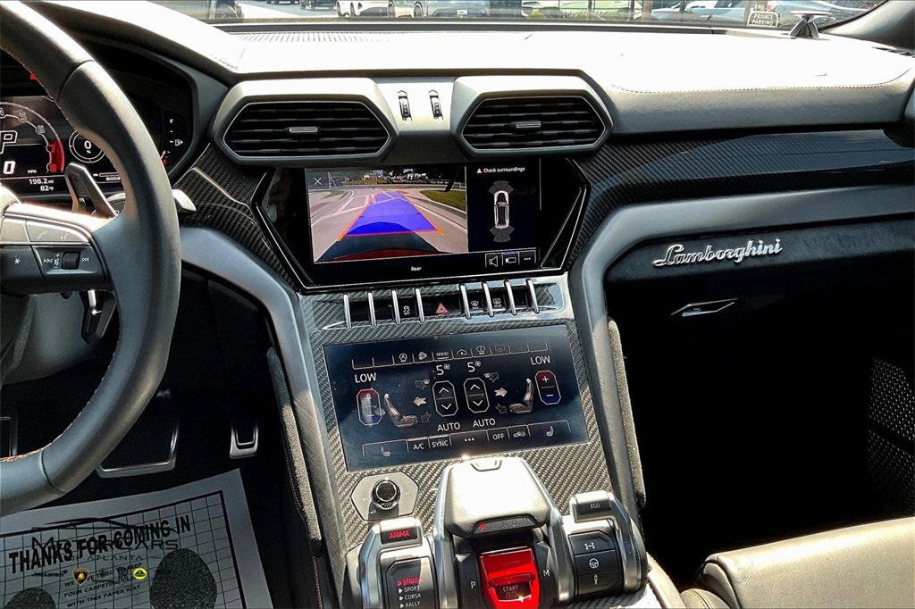Used 2024 Lamborghini Urus Performante image 8