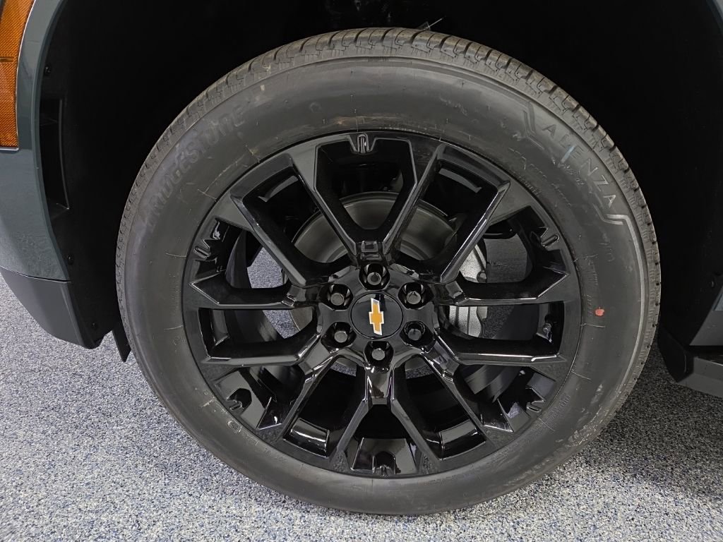 New 2026 Chevrolet Suburban RST image 43