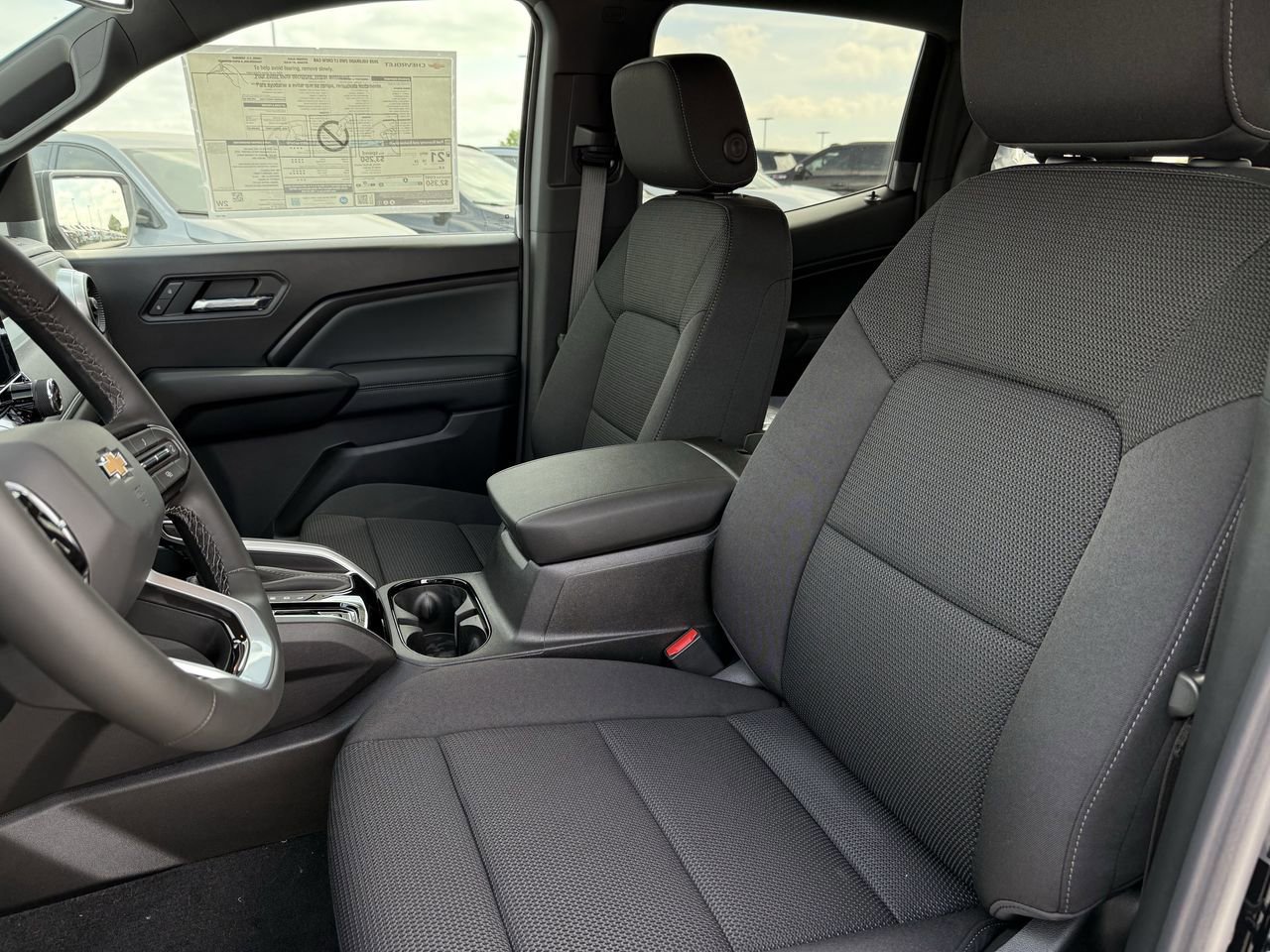 New 2026 Chevrolet Colorado LT image 18