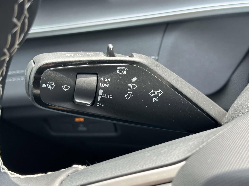 New 2026 Volkswagen Tiguan SE AWD/4WD image 25