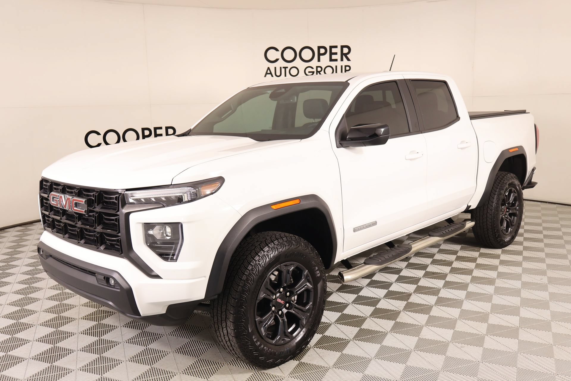 Used 2025 GMC Canyon Elevation w/ Convenience Package RWD image 10