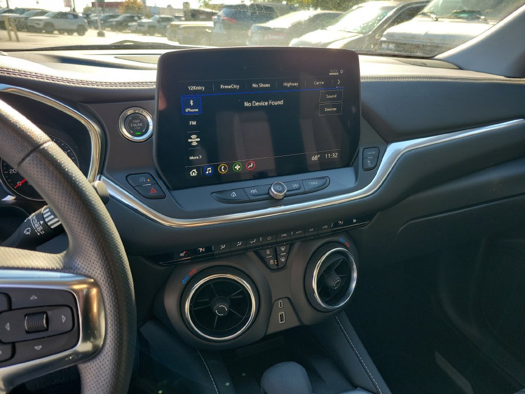 Used 2026 Chevrolet Blazer LT w/ Convenience Package FWD image 32