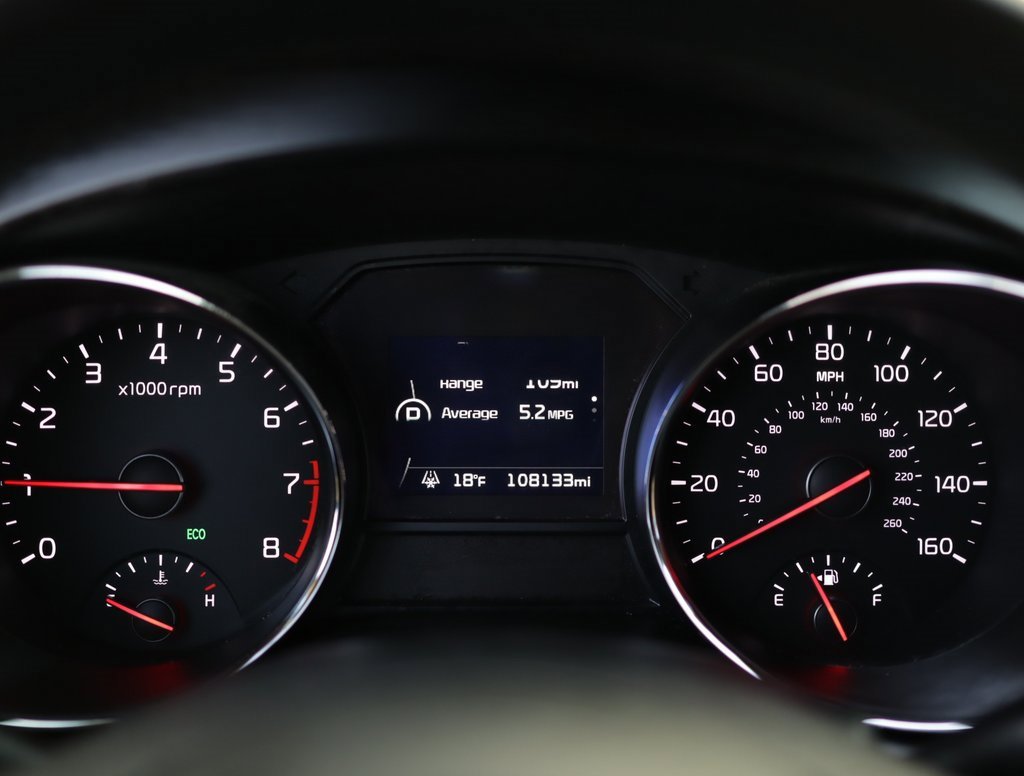 Used 2018 Kia Sedona LX w/ LX Essentials Premium Package image 11