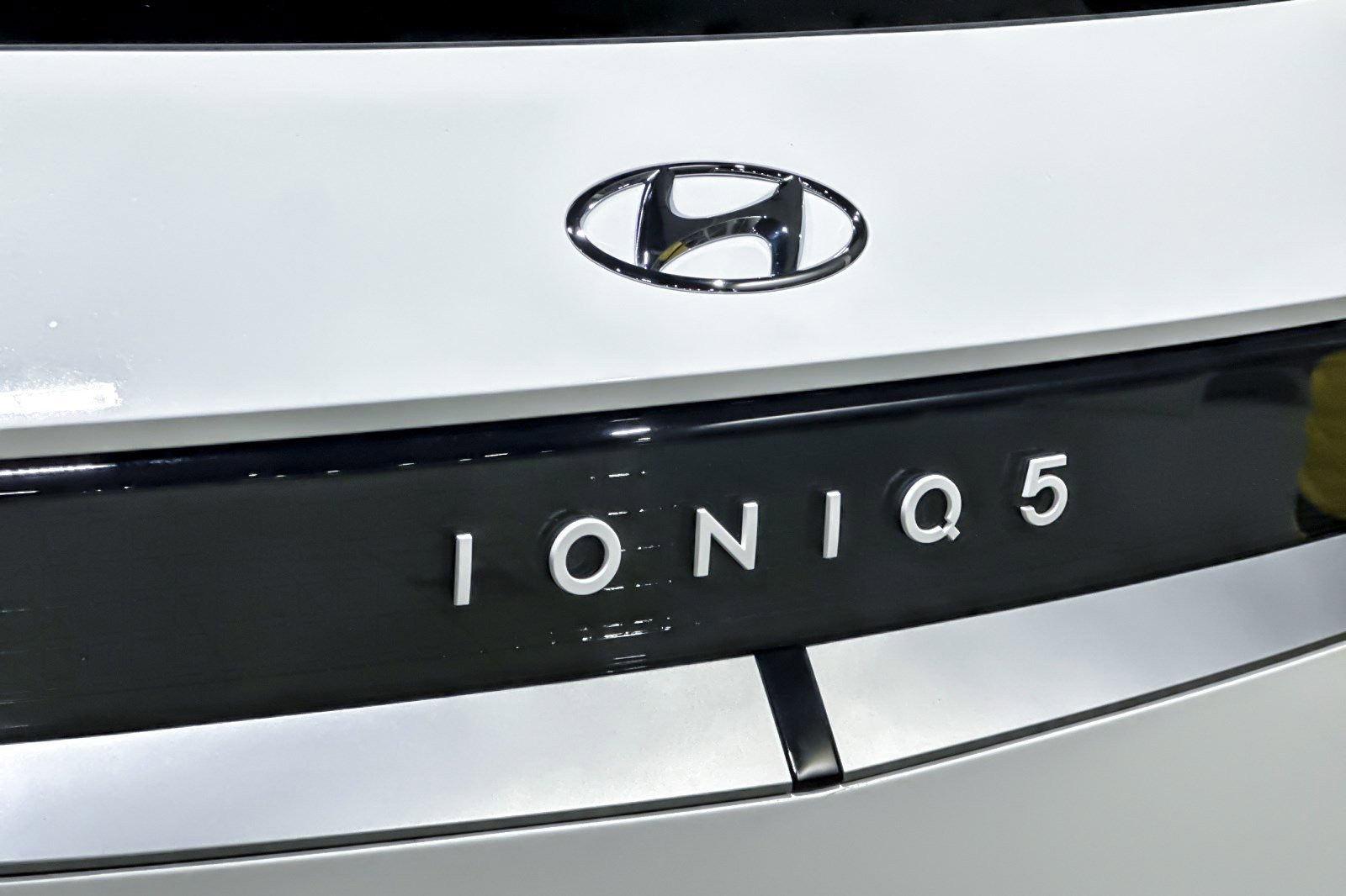 Used 2023 Hyundai Ioniq 5 SE w/ Cargo Package AWD/4WD image 20