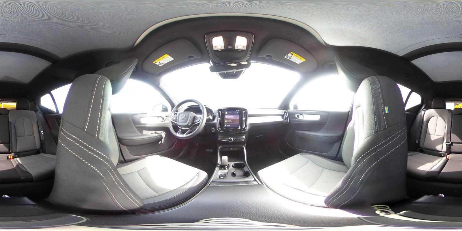 Used 2024 Volvo XC40 B5 Core image 38