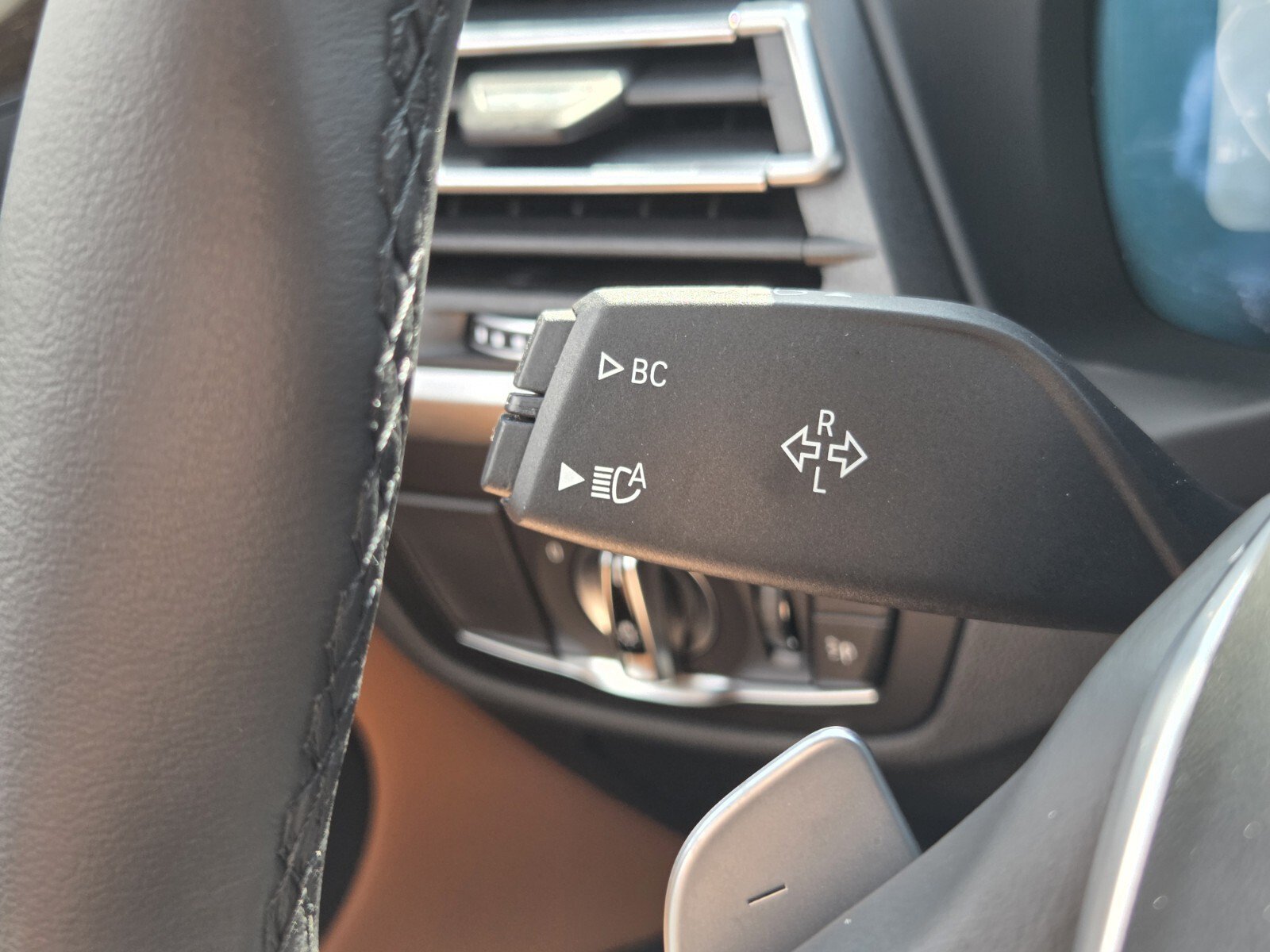 Certified 2025 BMW X4 xDrive30i AWD/4WD image 31