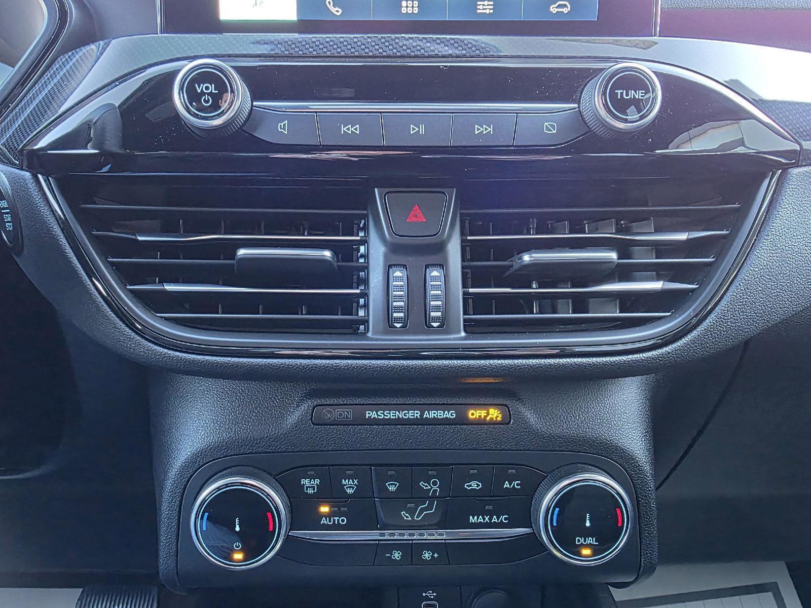 Used 2025 Ford Escape ST-Line image 21