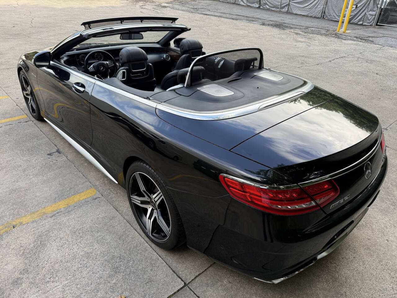Used 2017 Mercedes-Benz S 63 AMG 4MATIC Cabriolet image 17