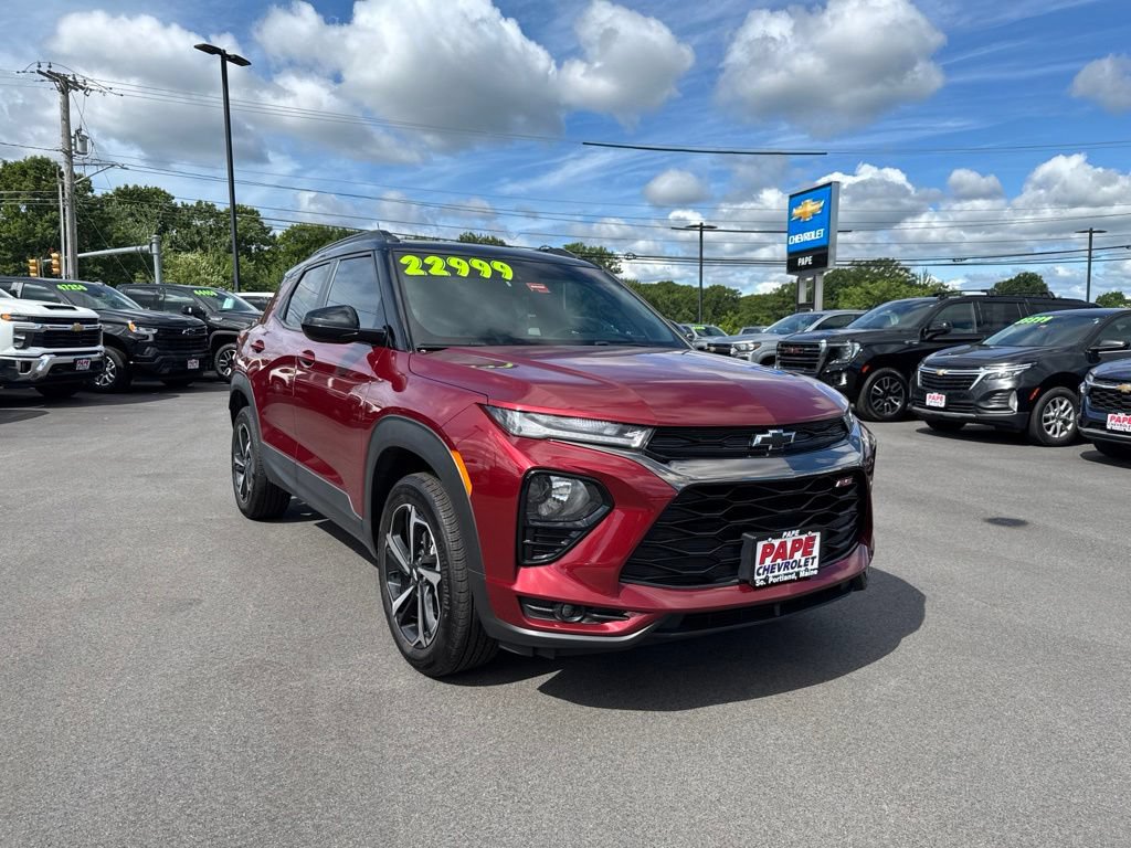 Used 2023 Chevrolet TrailBlazer RS AWD/4WD image 2