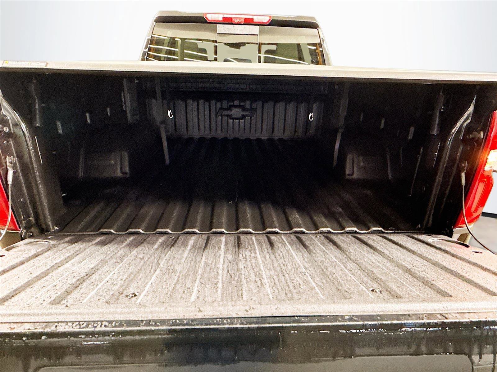 Used 2025 Chevrolet Silverado 1500 ZR2 w/ Technology Package image 20