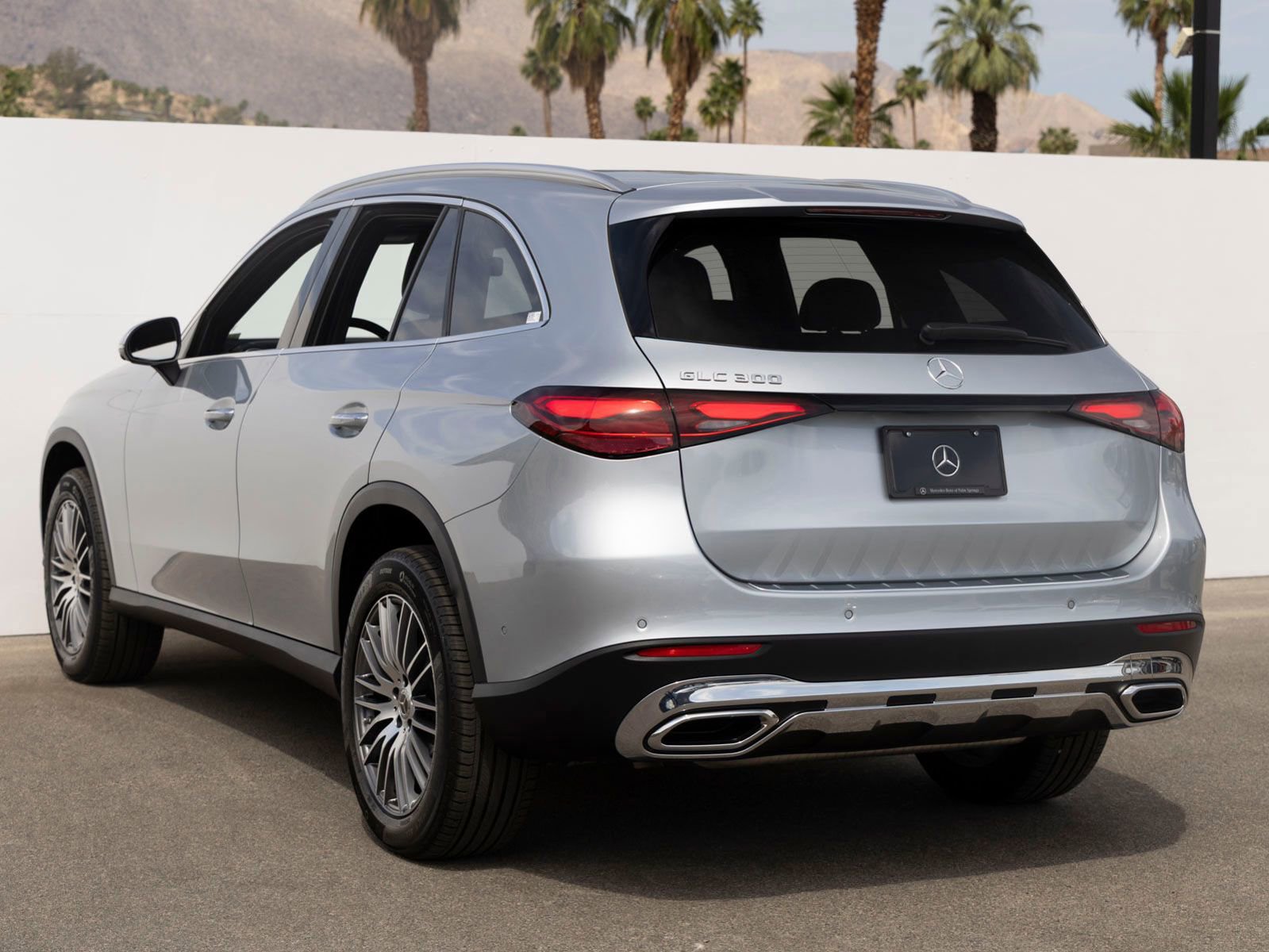 Used 2026 Mercedes-Benz GLC 300 image 6