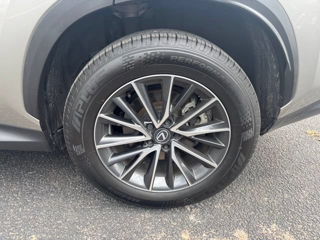 Used 2025 Lexus NX 250 FWD w/ Accessory Package (2T) image 8