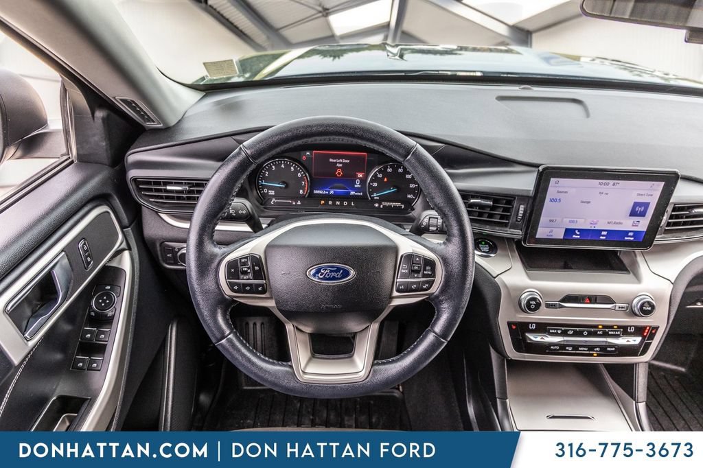 Used 2021 Ford Explorer XLT AWD/4WD image 6