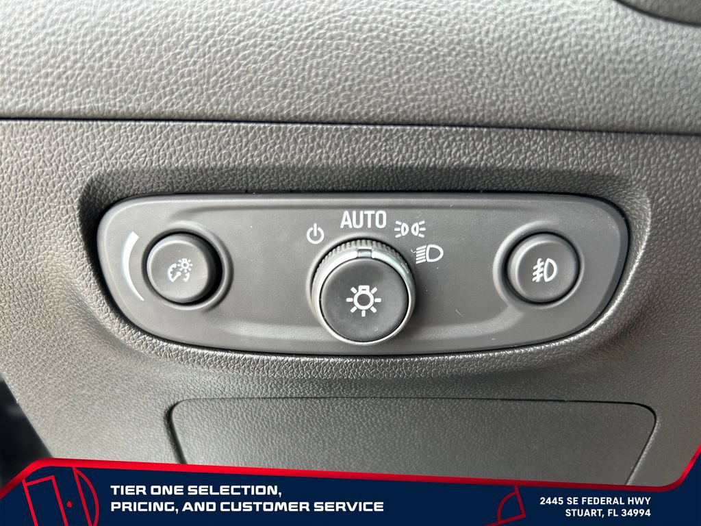 Used 2023 Buick Encore GX Select w/ Sport Touring Package AWD/4WD image 16