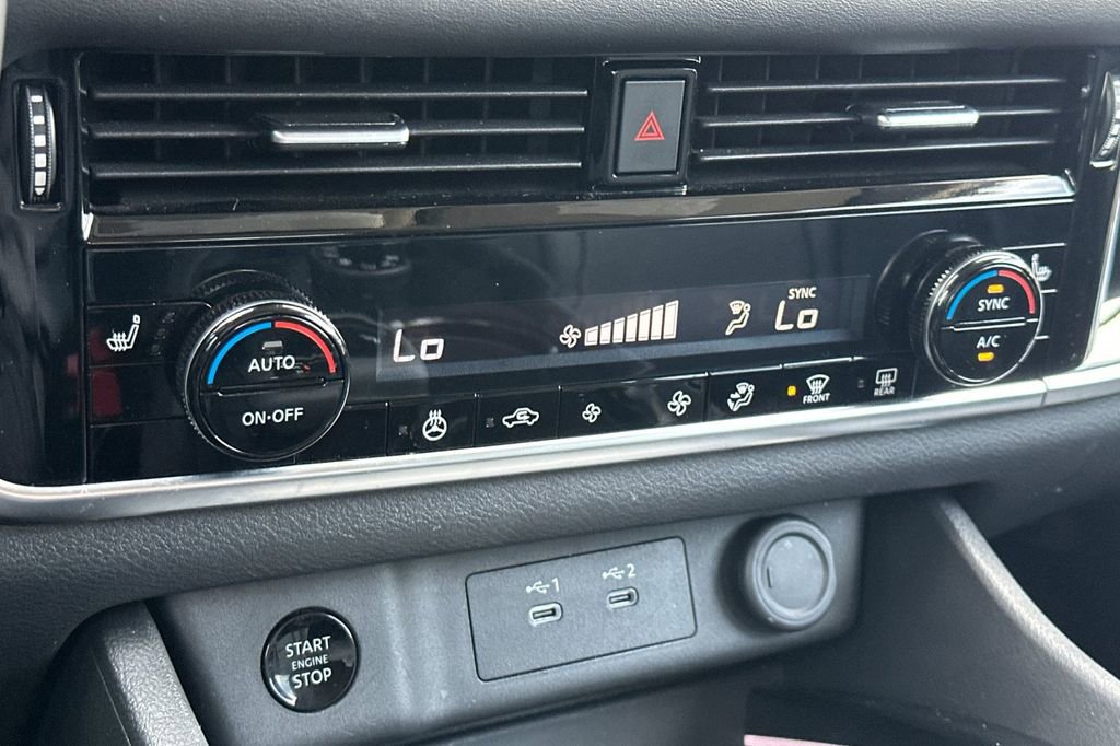 Used 2026 Nissan Rogue SL image 21