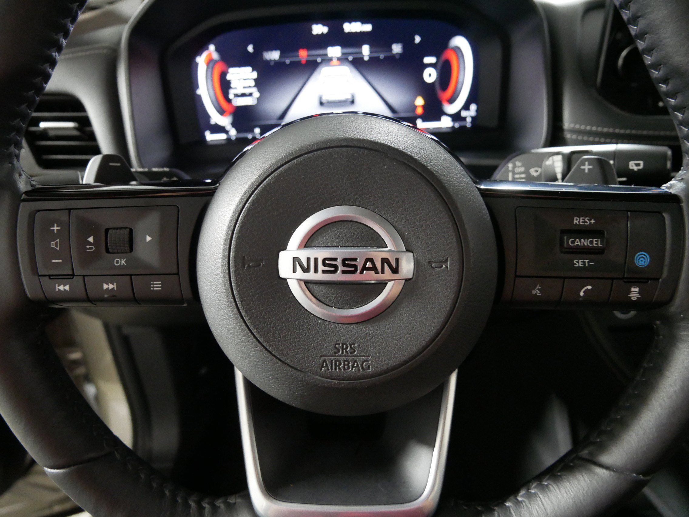 Used 2021 Nissan Rogue Platinum AWD/4WD image 25