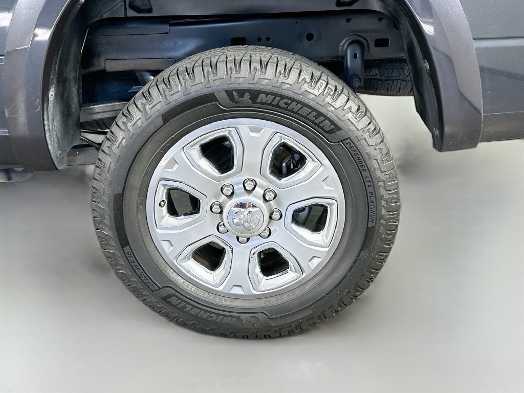 Used 2017 RAM 2500 Laramie AWD/4WD image 33