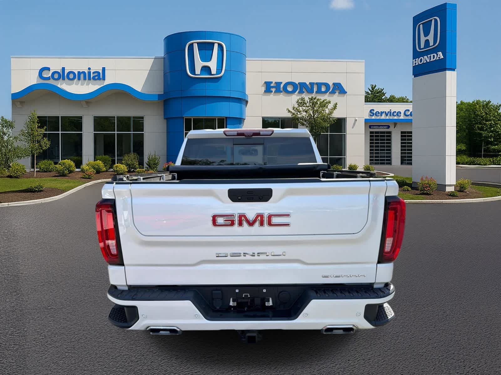 Used 2021 GMC Sierra 1500 Denali w/ Denali Ultimate Package AWD/4WD image 5