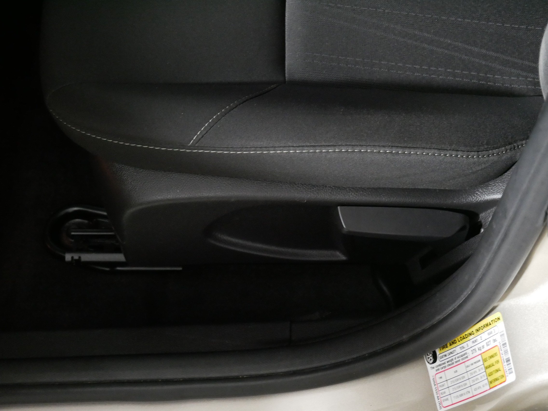 Used 2017 Ford Focus SE FWD image 20