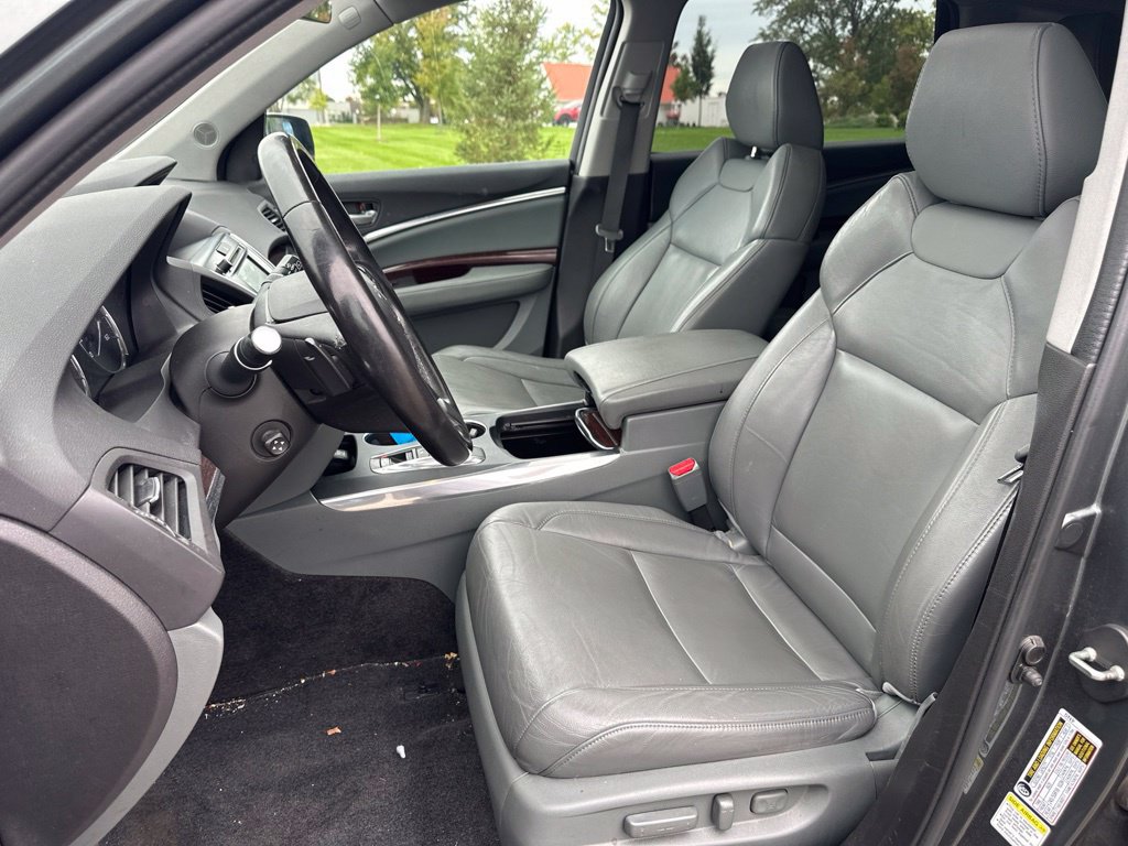 Used 2016 Acura MDX w/ Technology Package AWD/4WD image 16