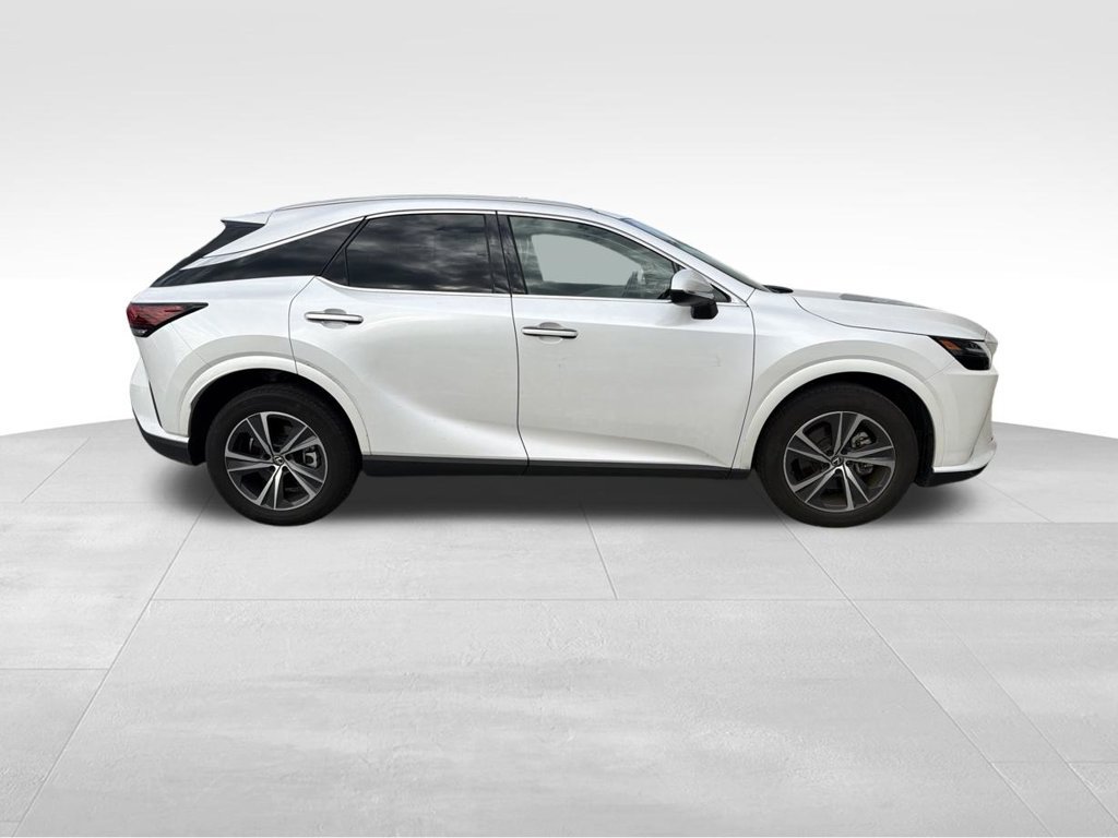 Used 2024 Lexus RX 350 Premium w/ Cold Area Package AWD/4WD image 6