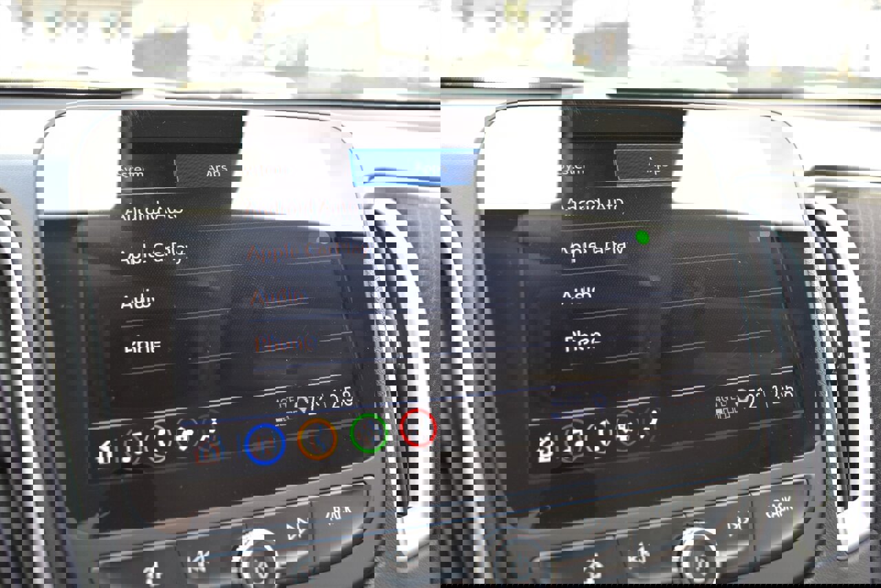 Used 2023 Chevrolet Malibu LT image 24