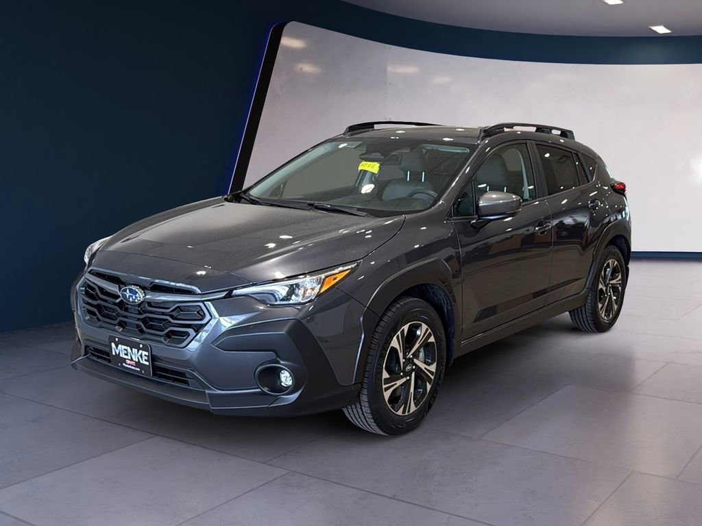 Used 2024 Subaru Crosstrek 2.0i Premium image 3