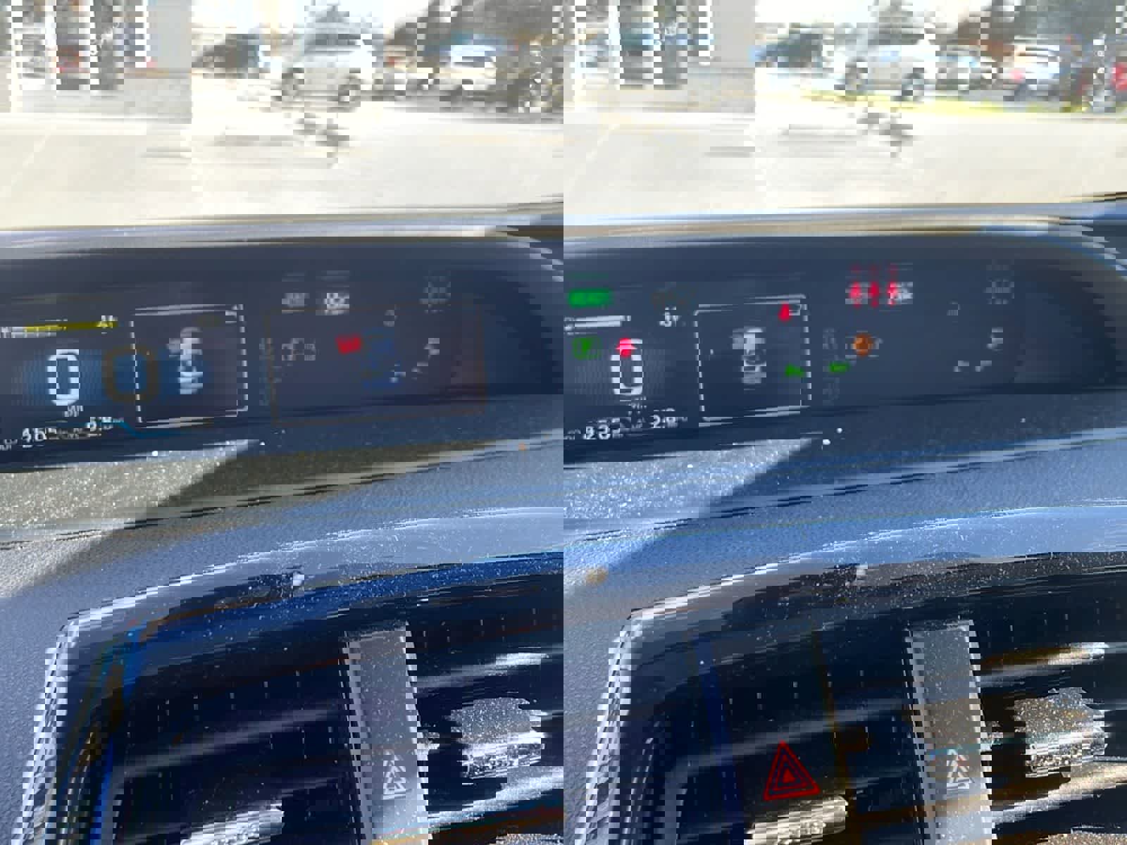 Certified 2021 Toyota Prius LE w/ Carpet Mat Package (TMS) image 15