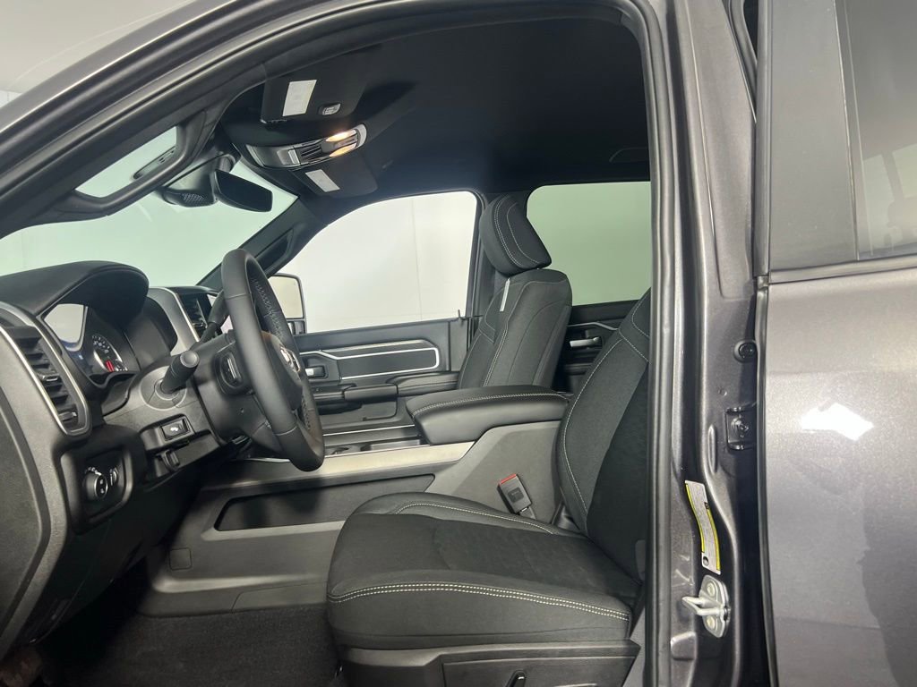 Used 2025 RAM 2500 Big Horn w/ Safety Group image 22